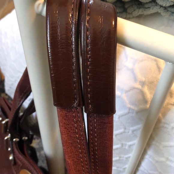 Authentic Coach Garnet Leather Handbag - Picture 3 of 9